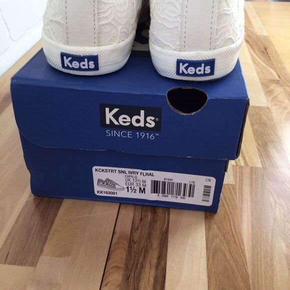 Keds Ecru Shoes Sneekers Lace Pattern New In The Box - Picture 6 of 10